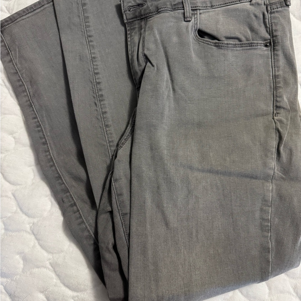 Women’s old Navy Rockstar Jeans